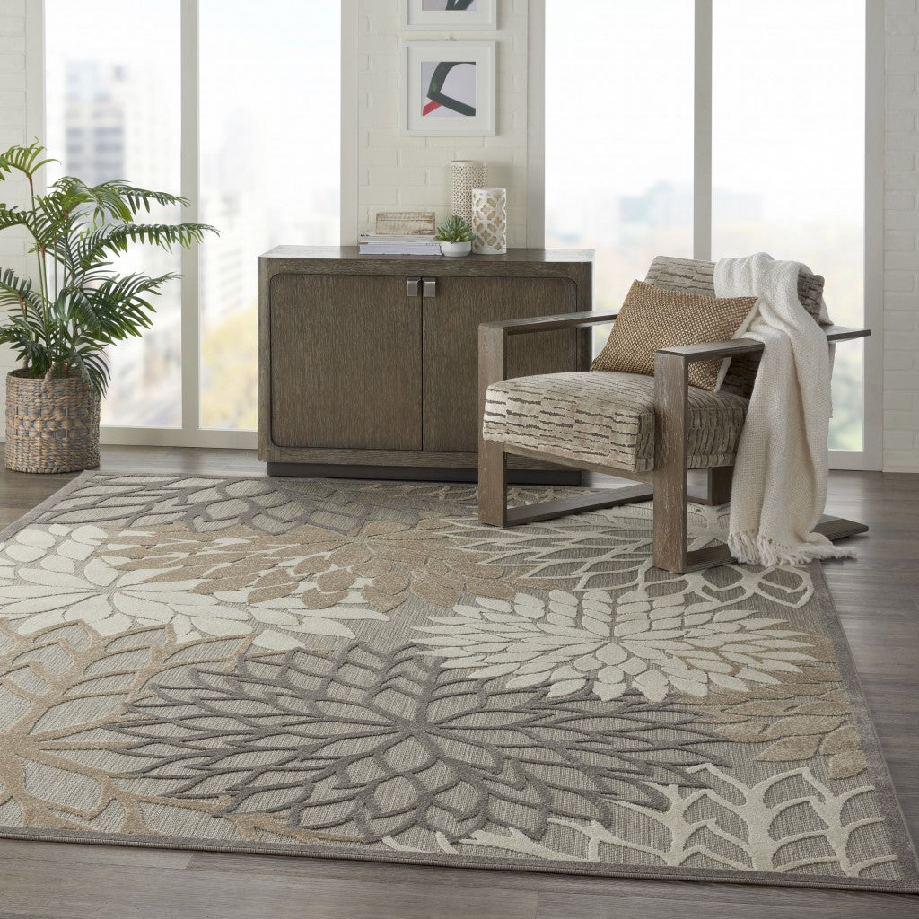 7' X 10' Gray And Ivory Floral Indoor Outdoor Area Rug