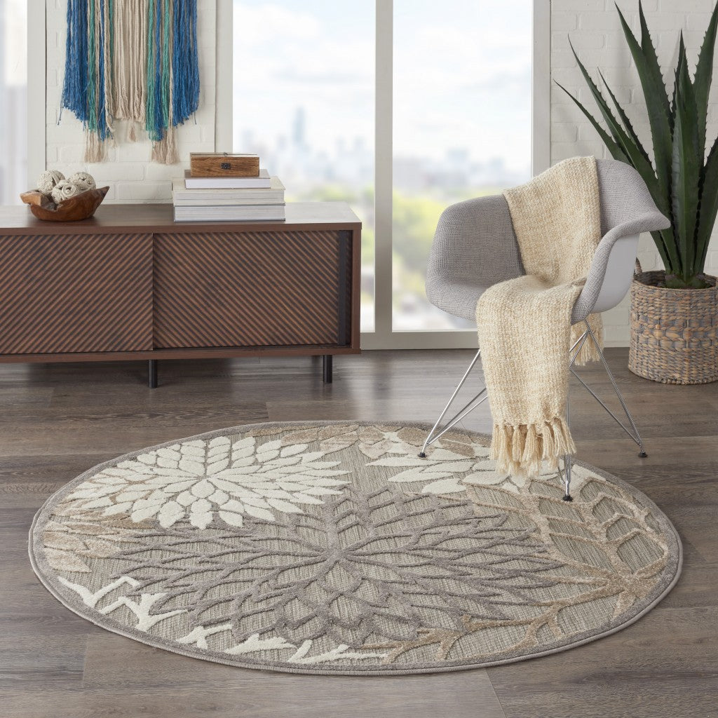 4' Round Gray And Ivory Round Floral Indoor Outdoor Area Rug