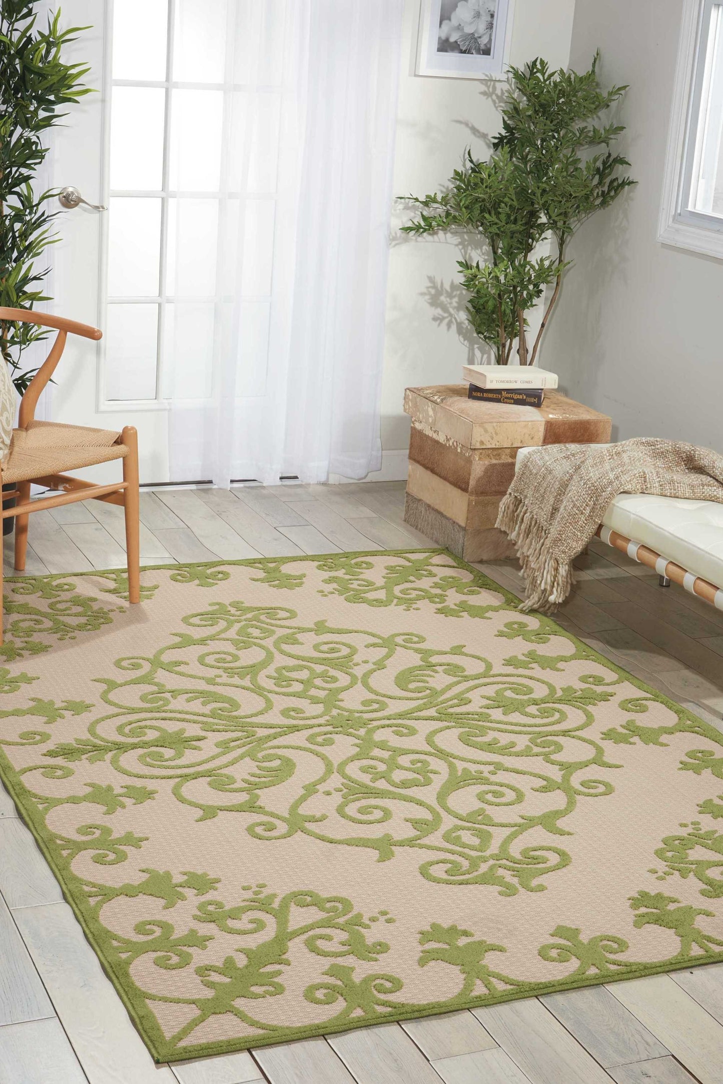 4' X 6' Green Damask Indoor Outdoor Area Rug