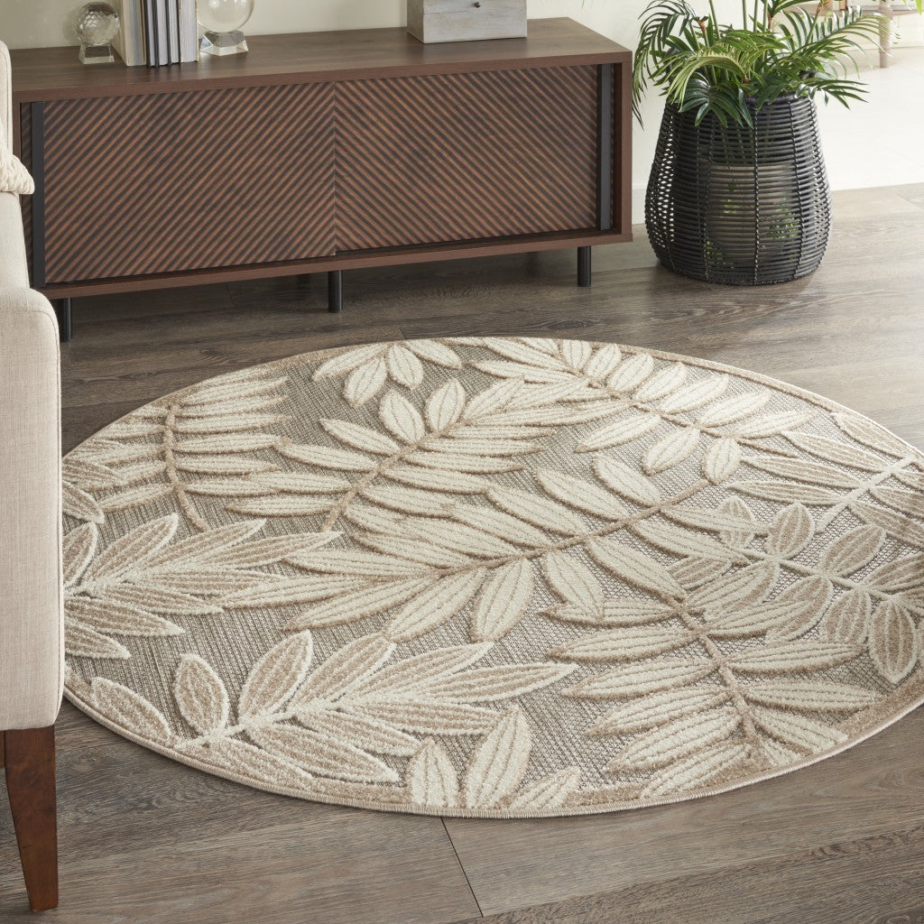 5' Round Gray And Ivory Round Floral Indoor Outdoor Area Rug