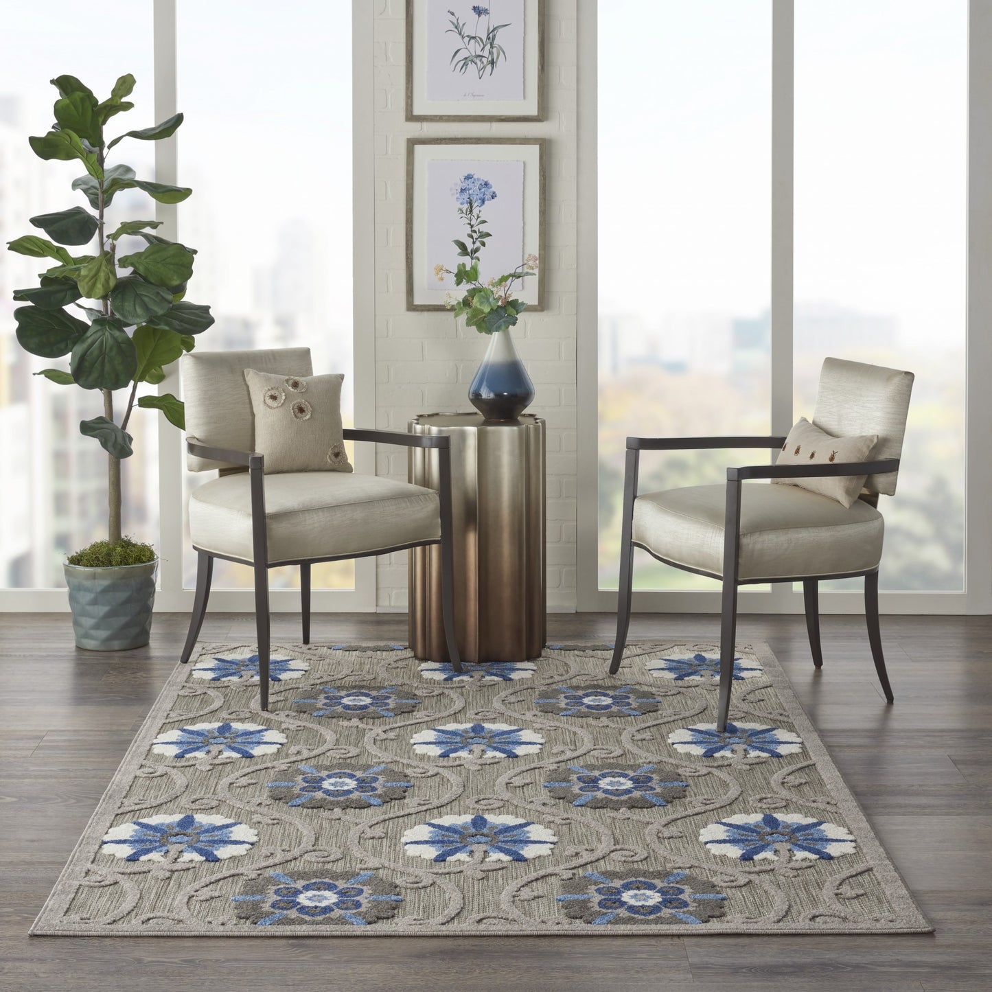 4' X 6' Blue And Gray Floral Indoor Outdoor Area Rug