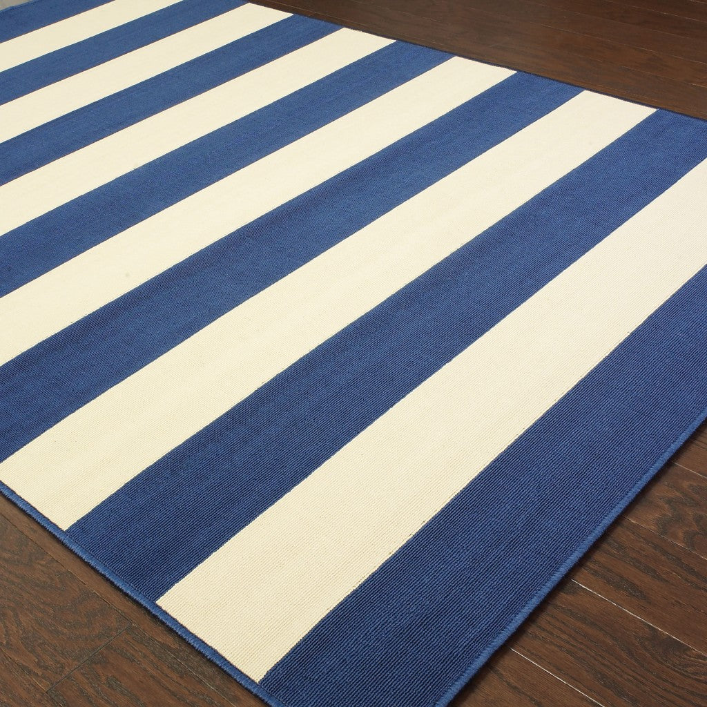 8' x 11' Blue and Ivory Indoor Outdoor Area Rug