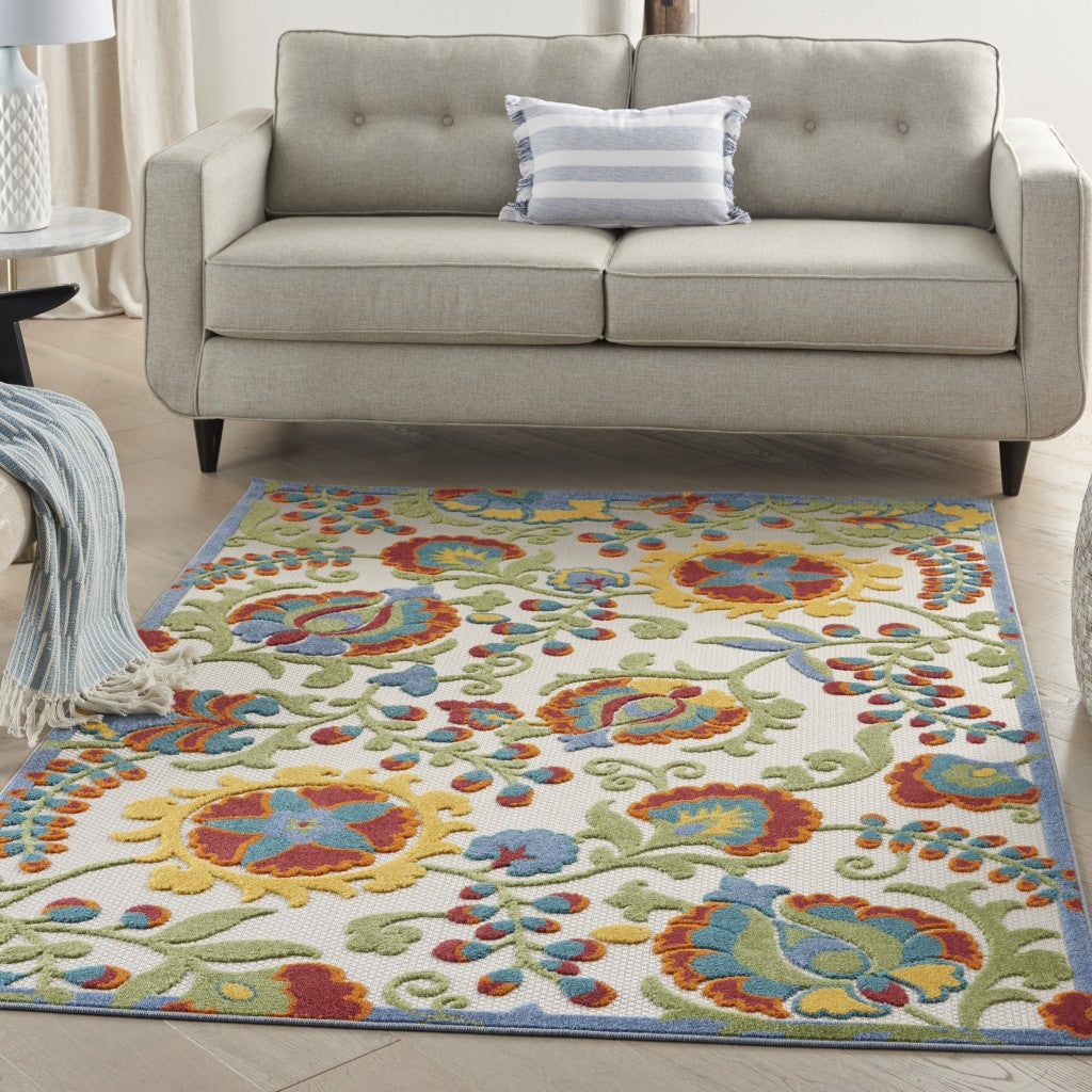 4' X 6' Ivory/Multi Floral Indoor Outdoor Area Rug