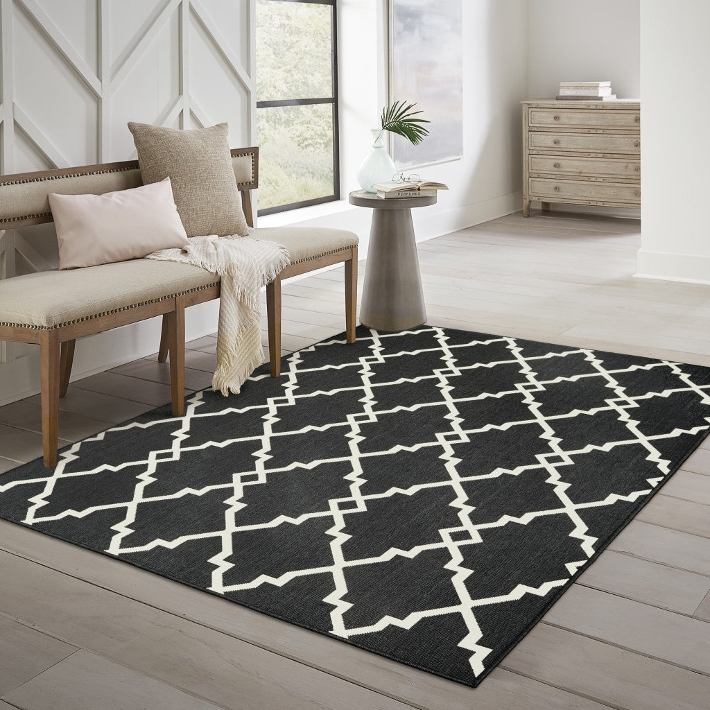 8' x 8' Black and Ivory Indoor Outdoor Area Rug