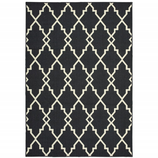 4' x 6' Black and Ivory Indoor Outdoor Area Rug