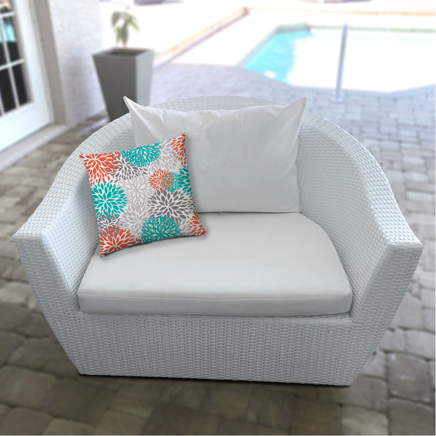 14" X 20" Orange And White Blown Seam Floral Lumbar Indoor Outdoor Pillow