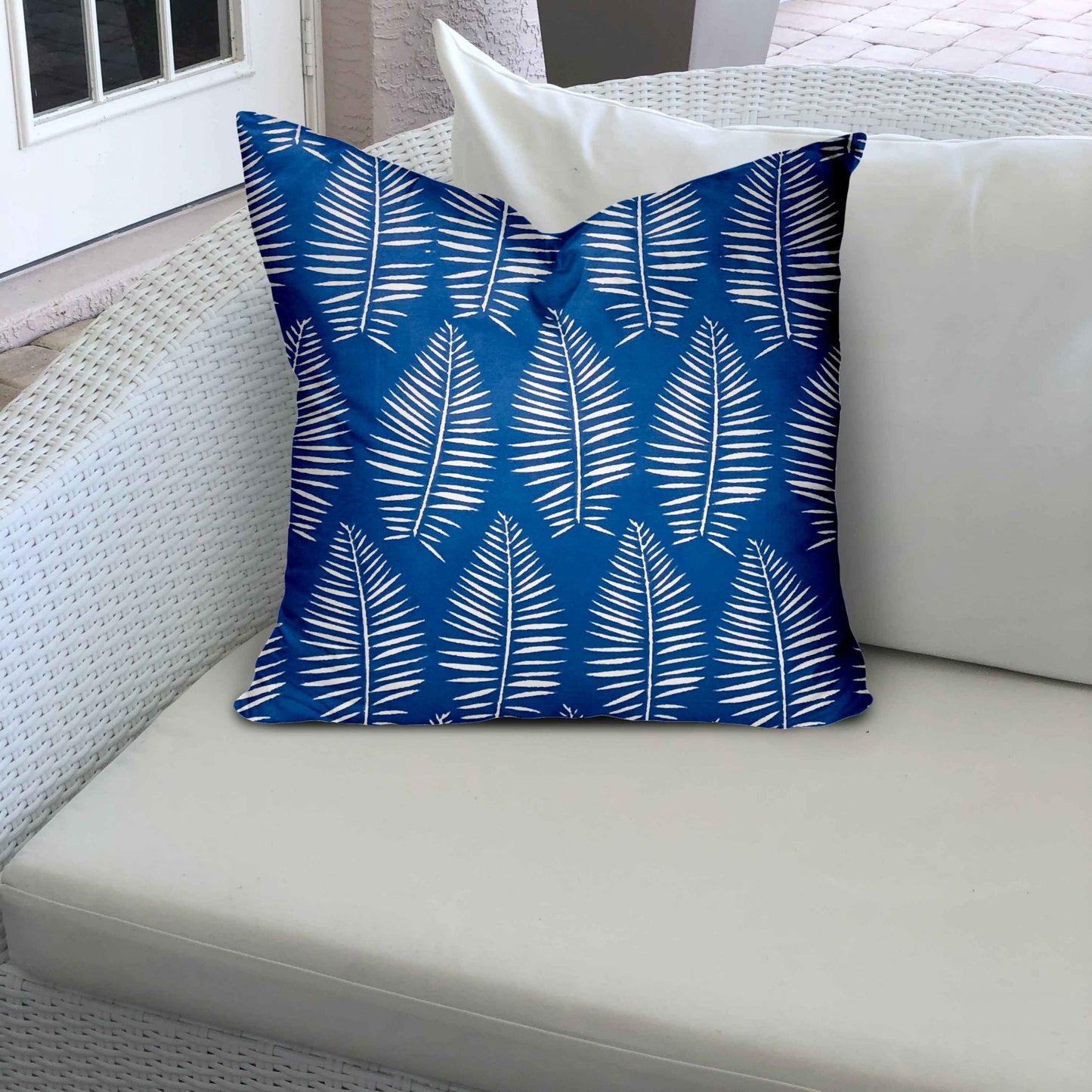 24" X 24" Blue And White Zippered Tropical Throw Indoor Outdoor Pillow Cover