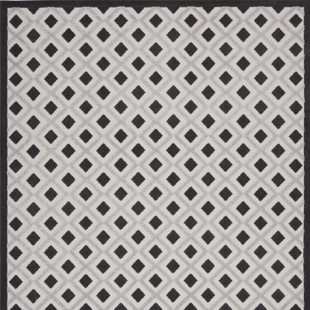 12' X 15' Black And White Gingham Non Skid Indoor Outdoor Area Rug