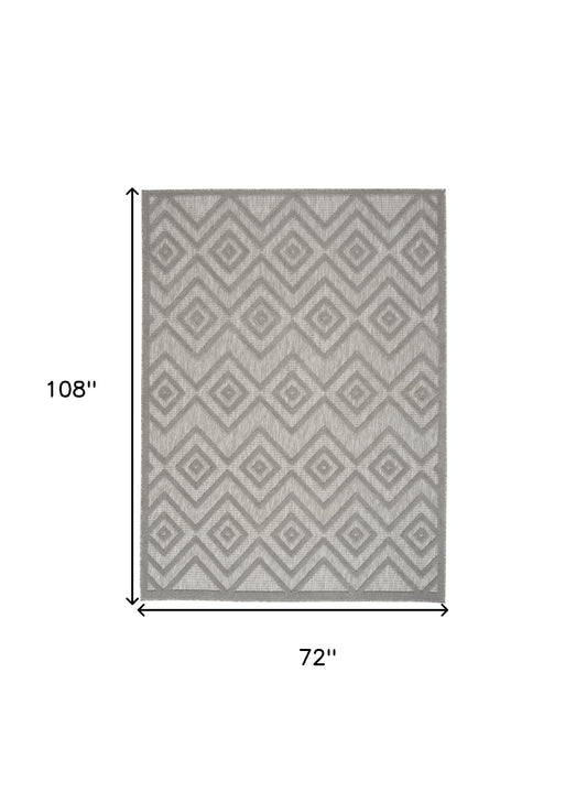 6' X 9' Silver Grey Argyle Indoor Outdoor Area Rug