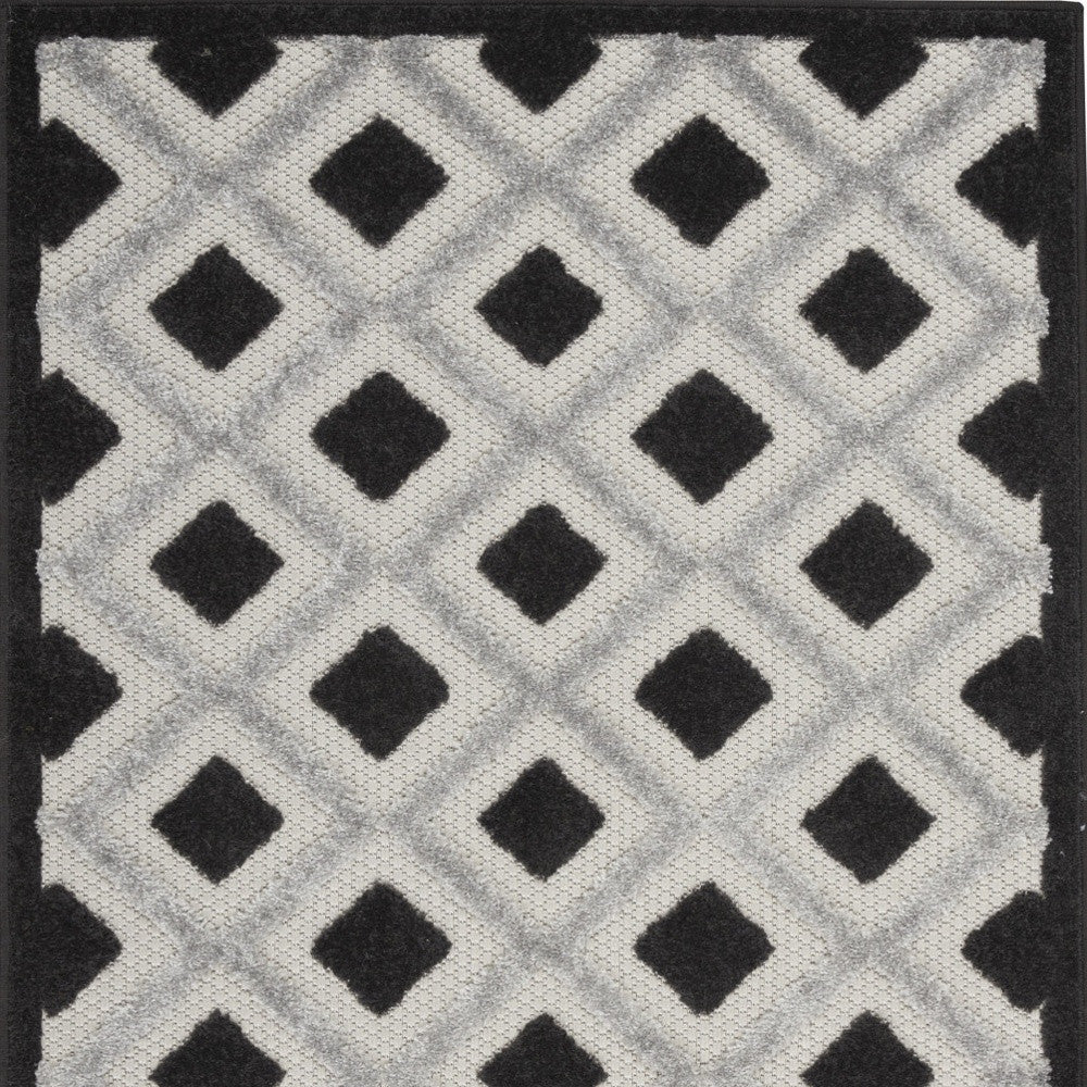 3' X 4' Black And White Gingham Non Skid Indoor Outdoor Area Rug