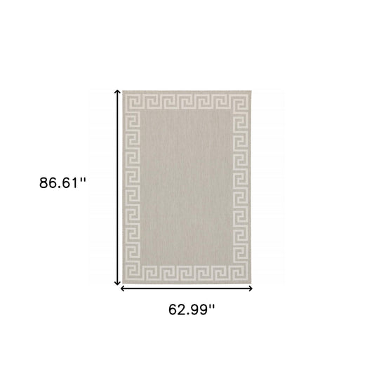 5' x 7' Gray and Ivory Stain Resistant Indoor Outdoor Area Rug