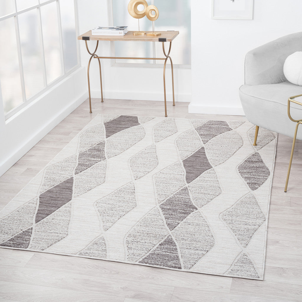 5' X 7' Gray Geometric Indoor Outdoor Area Rug