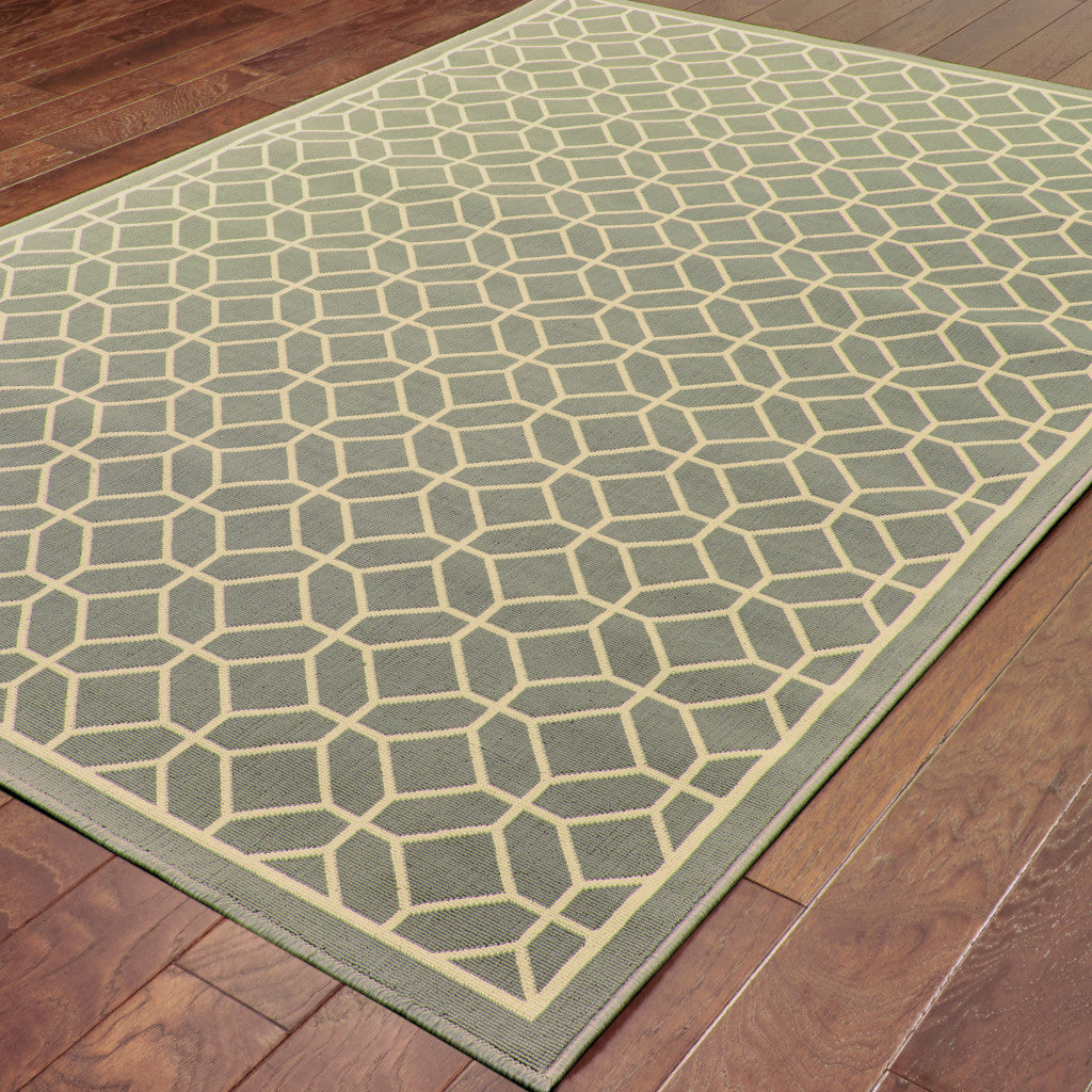 9' X 13' Gray and Ivory Geometric Stain Resistant Indoor Outdoor Area Rug