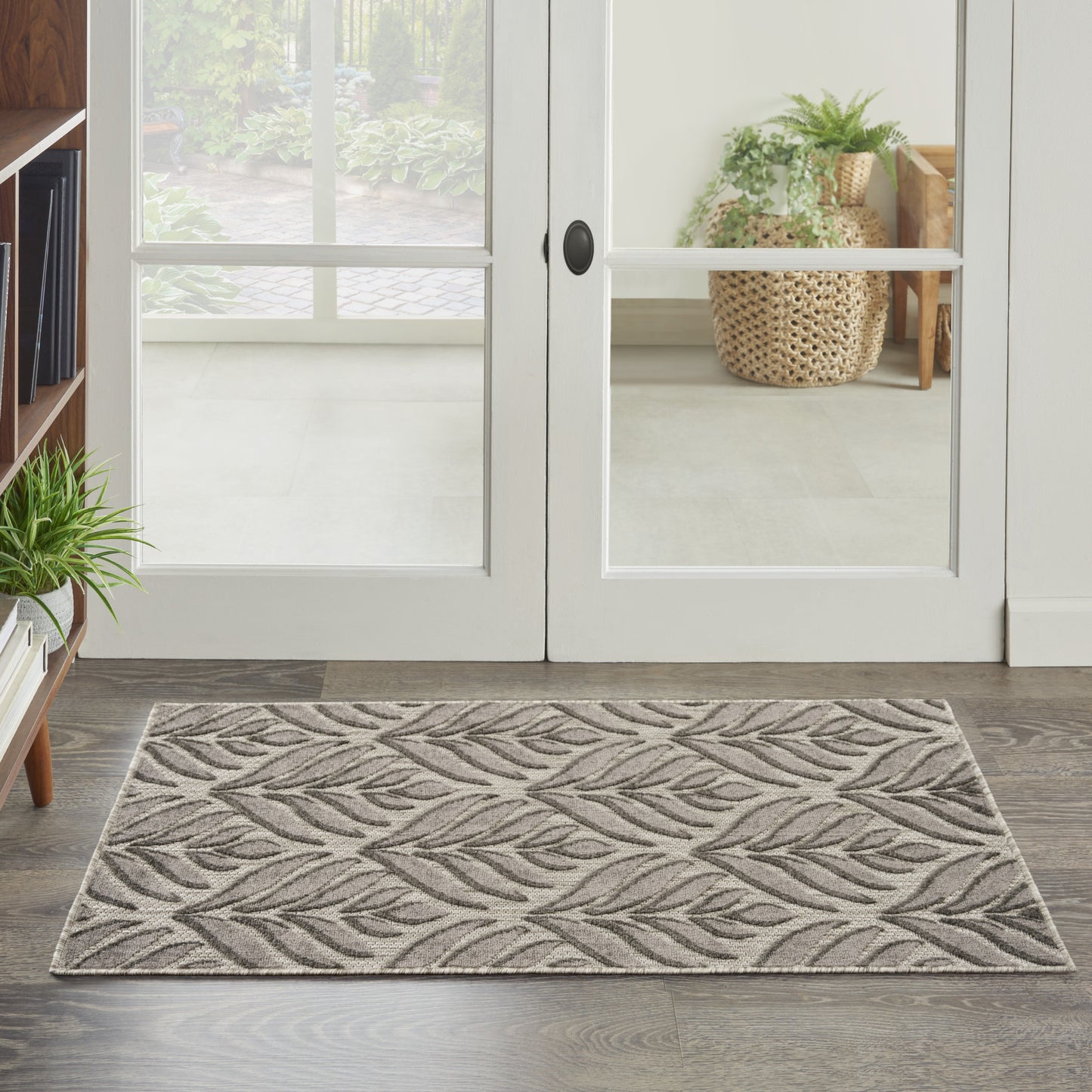 3' X 4' Charcoal Floral Power Loom Area Rug