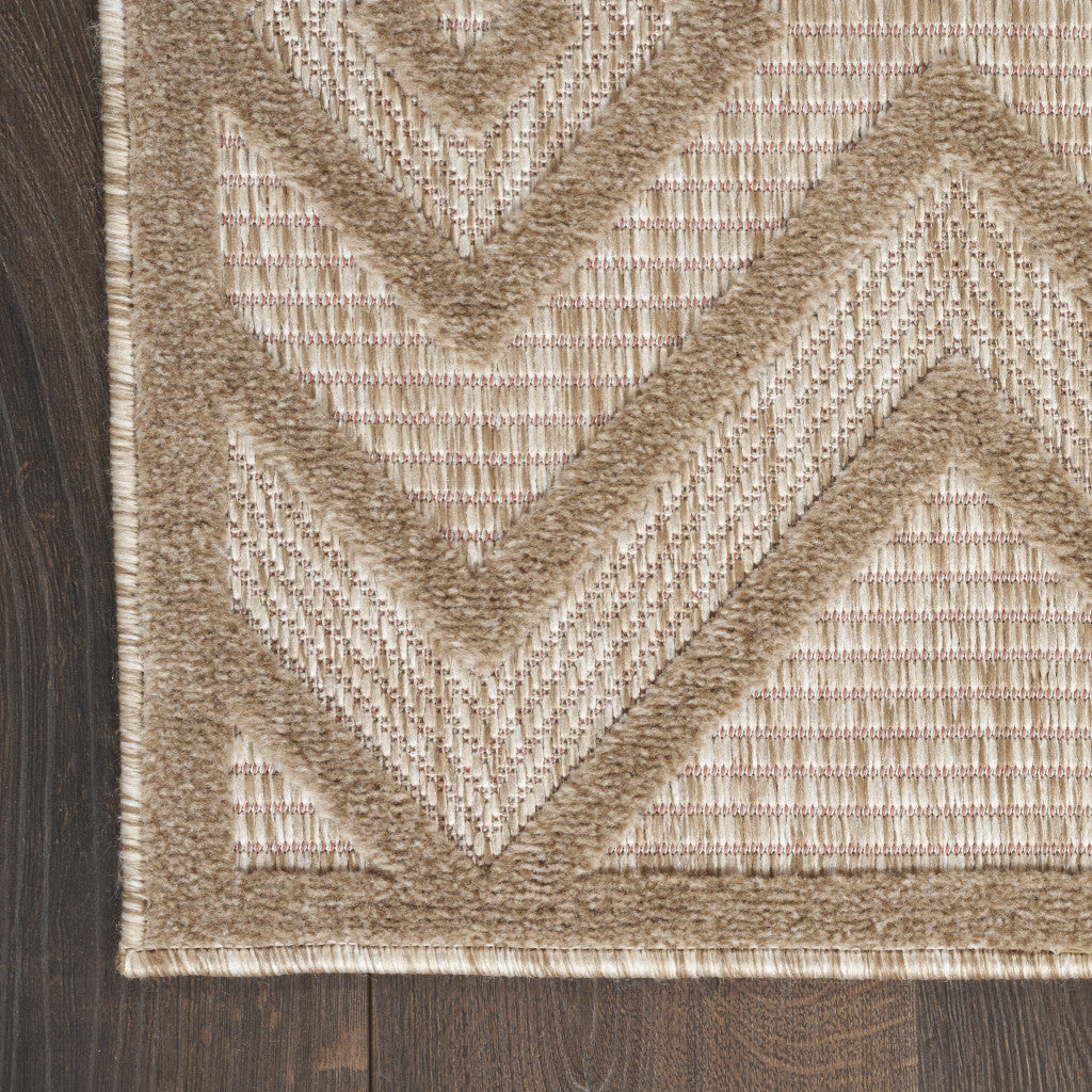 7' X 10' Beige Geometric Flatweave Area Rug