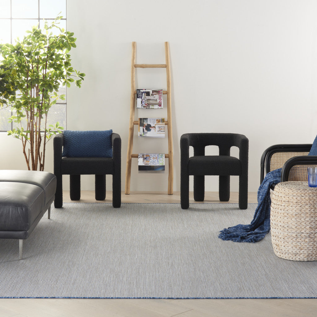 7' X 10' Blue Geometric Power Loom Area Rug