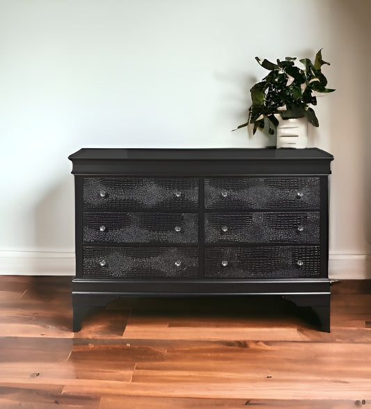 58" Metallic Grey Solid Wood Six Drawer Double Dresser