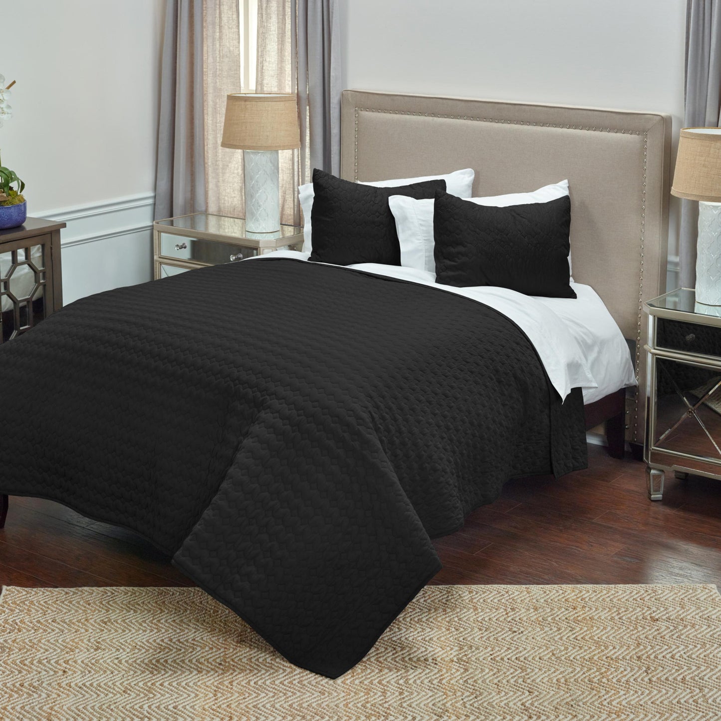 Black Twin 100% Cotton 300 Thread Count Machine Washable Down Alternative Comforter