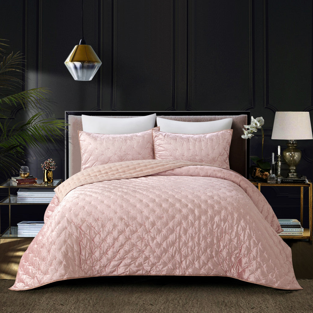 Blush King Polyester 220 Thread Count Washable Down Comforter Set