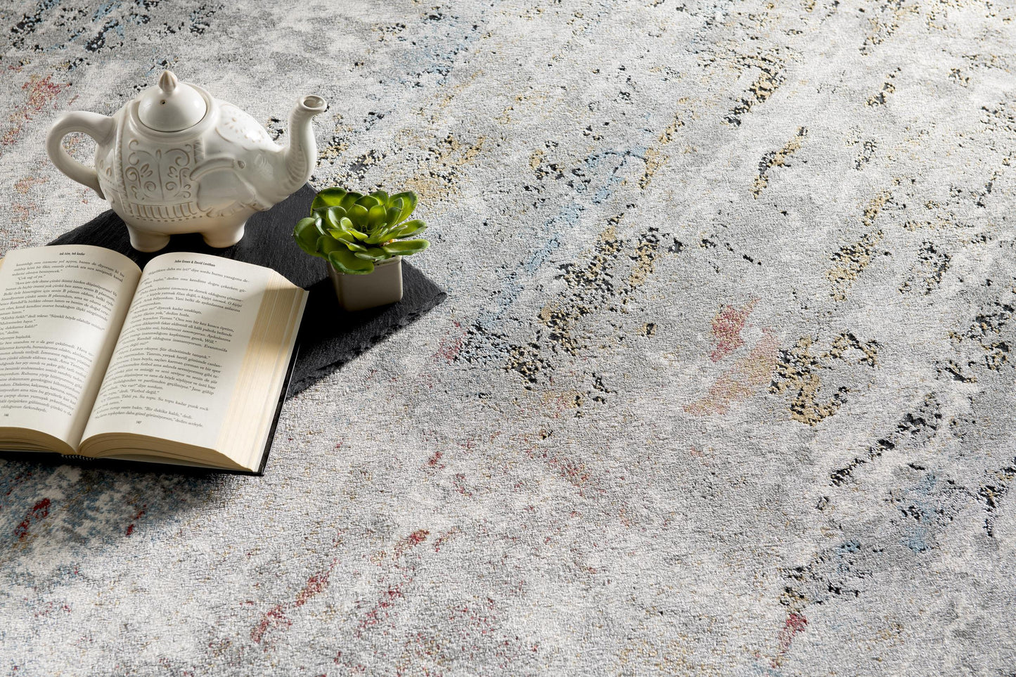 2' x 3' Gray and Blue Abstract Washable Non Skid Area Rug