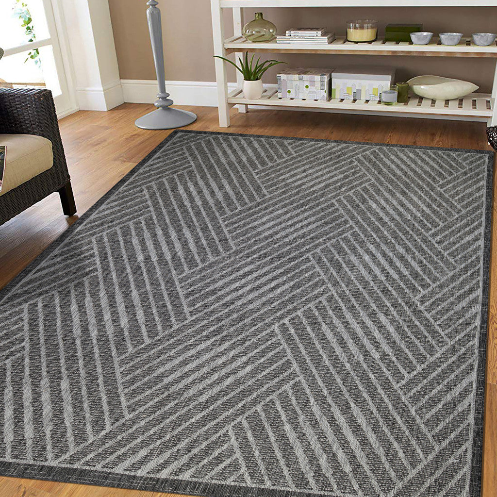 6' x 9' Gray and Blue Geometric Stain Resistant Indoor Outdoor Area Rug