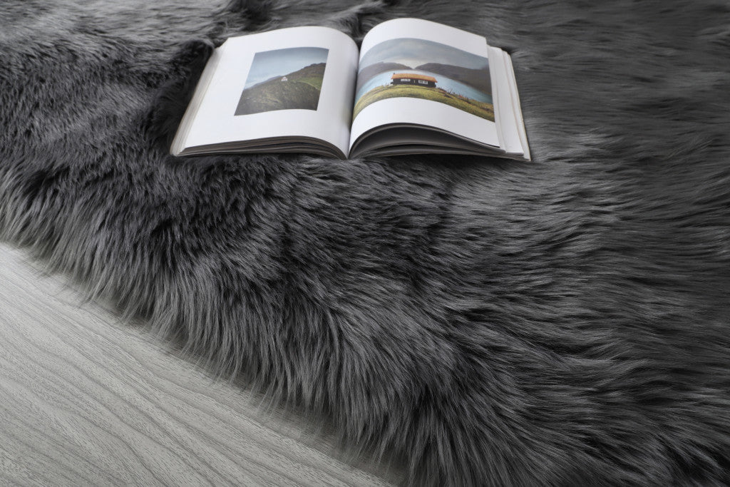 5' x 7' Black and Gray Shag Sheepskin Washable Area Rug